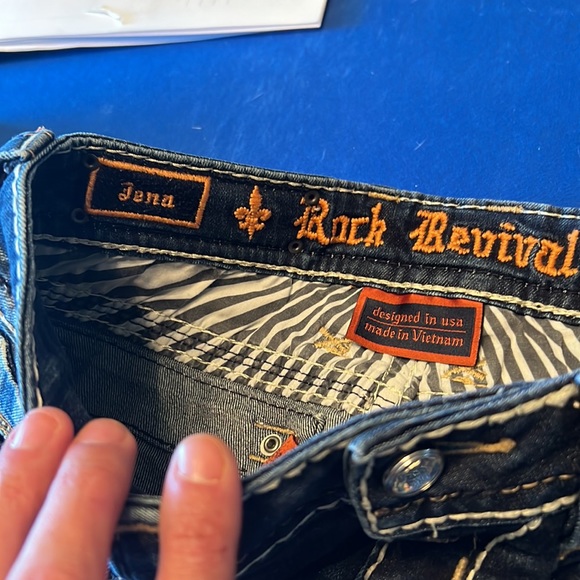 Rock Revival Skinny Jeans - Picture 6 of 8